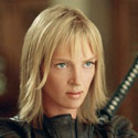 Uma Thurman verschijnt op de catwalk